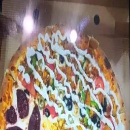 بيتزا كرفت رانش